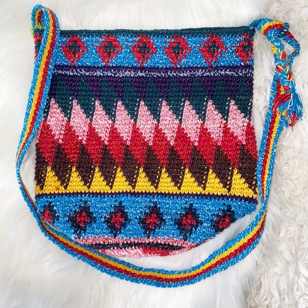 Crochet Mochila Wayuu Bag - Picture 10 of 15